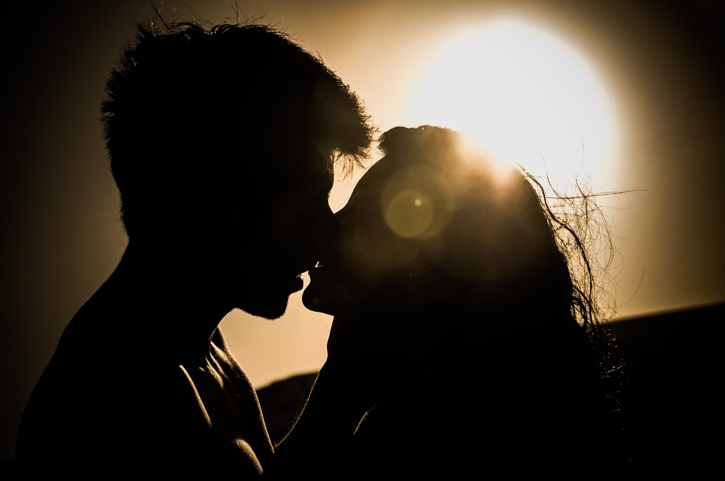 Golden Hour: Perfekte Fotomomente für Ihre Liebe